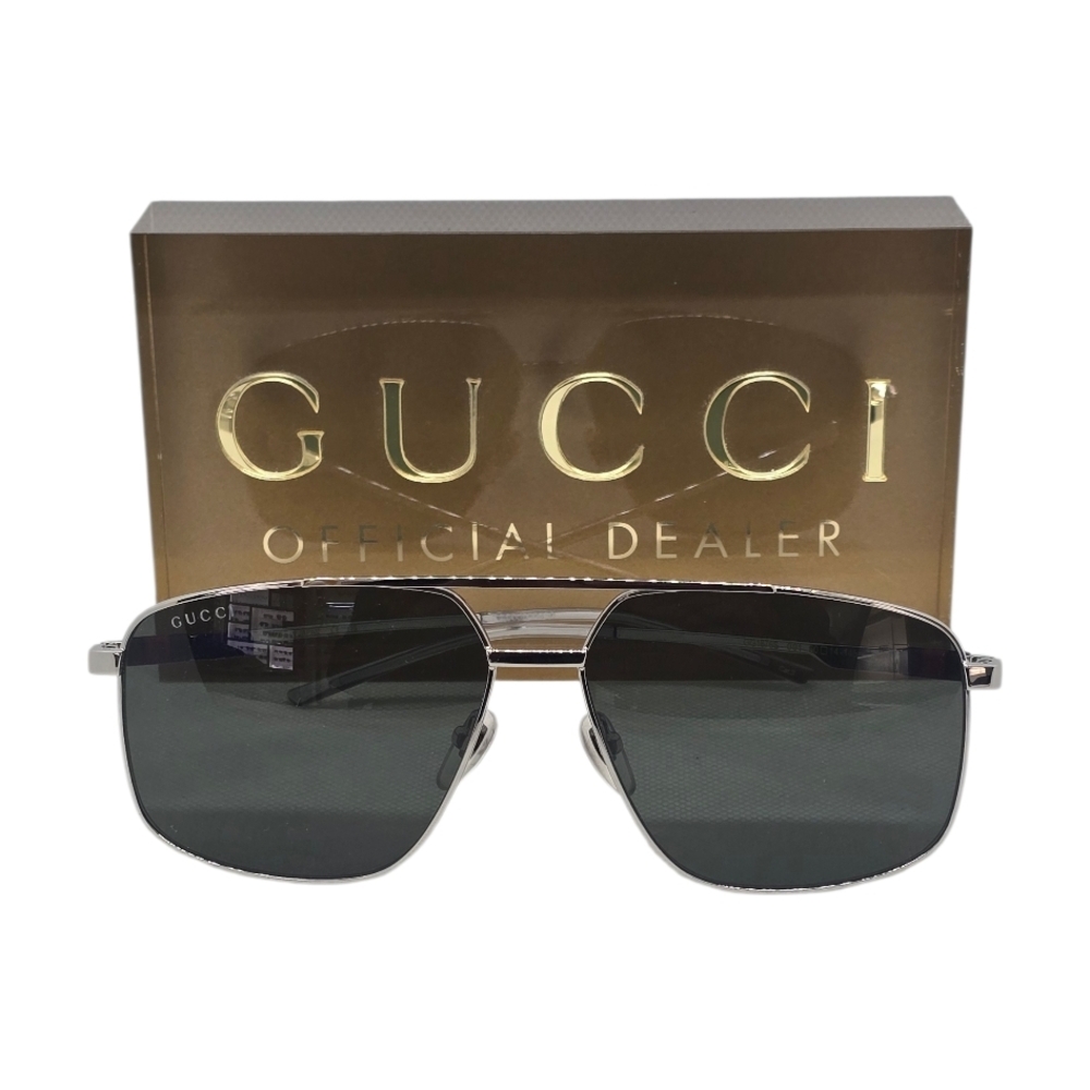 Gucci Silver Frame Sunglasses GREAT LOW PRICE